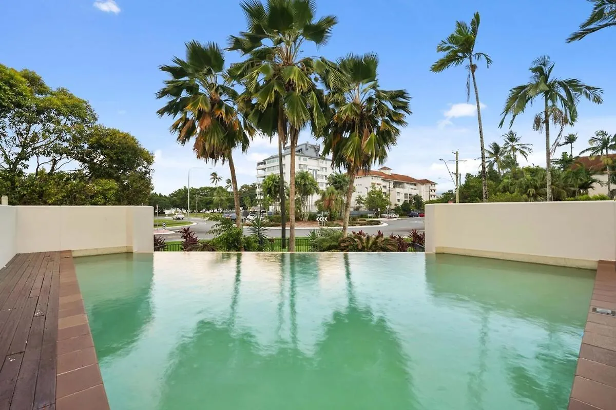 Stylish Apartment Near Esplanade & City Centre Cairns